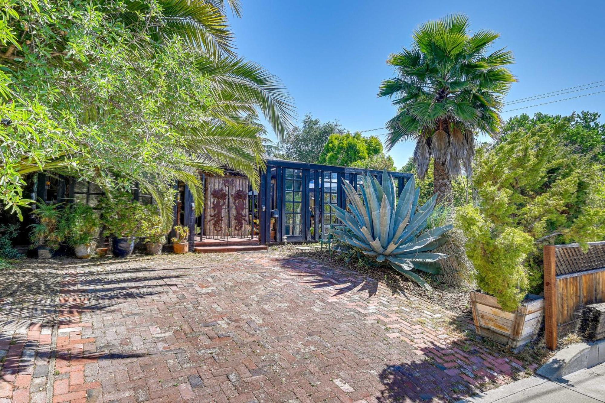 Bohemian Wonderland Benicia Bungalow With Pergola! Eksteriør bilde